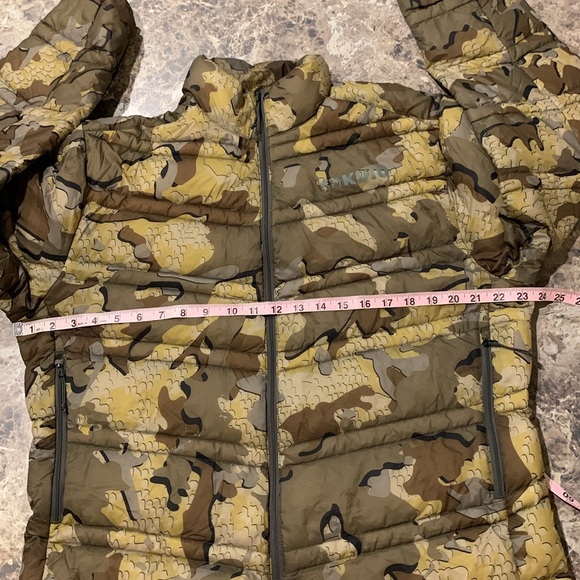 Kuiu Super Down Ultra Puffer Jacket Camo Men’s Large - Picture 12 of 13